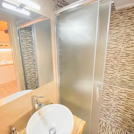 Ifigenia Sea View 아파트
