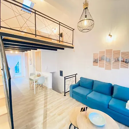 아파트 Ifigenia Sea View